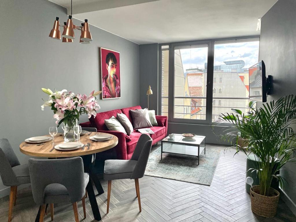Oomph Wroclaw Deluxe Apt Ruska Apartment Bagian luar foto